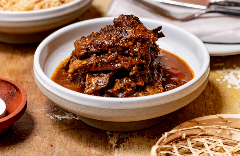 ScreenShot2021 10 13at9.02.00pm 900x 768x499